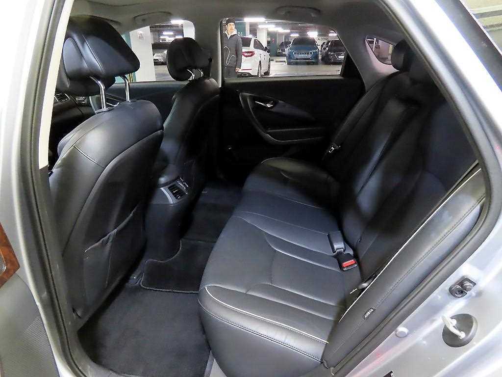 HYUNDAI Aslan - Vista 7