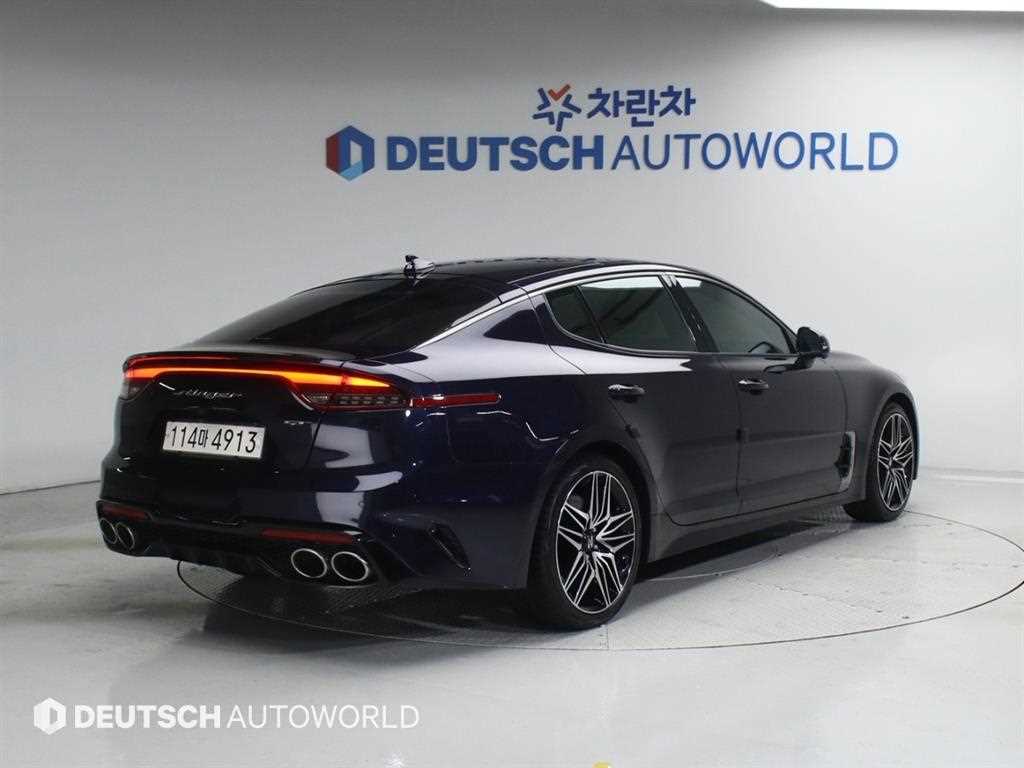 KIA Stinger - Vista 2