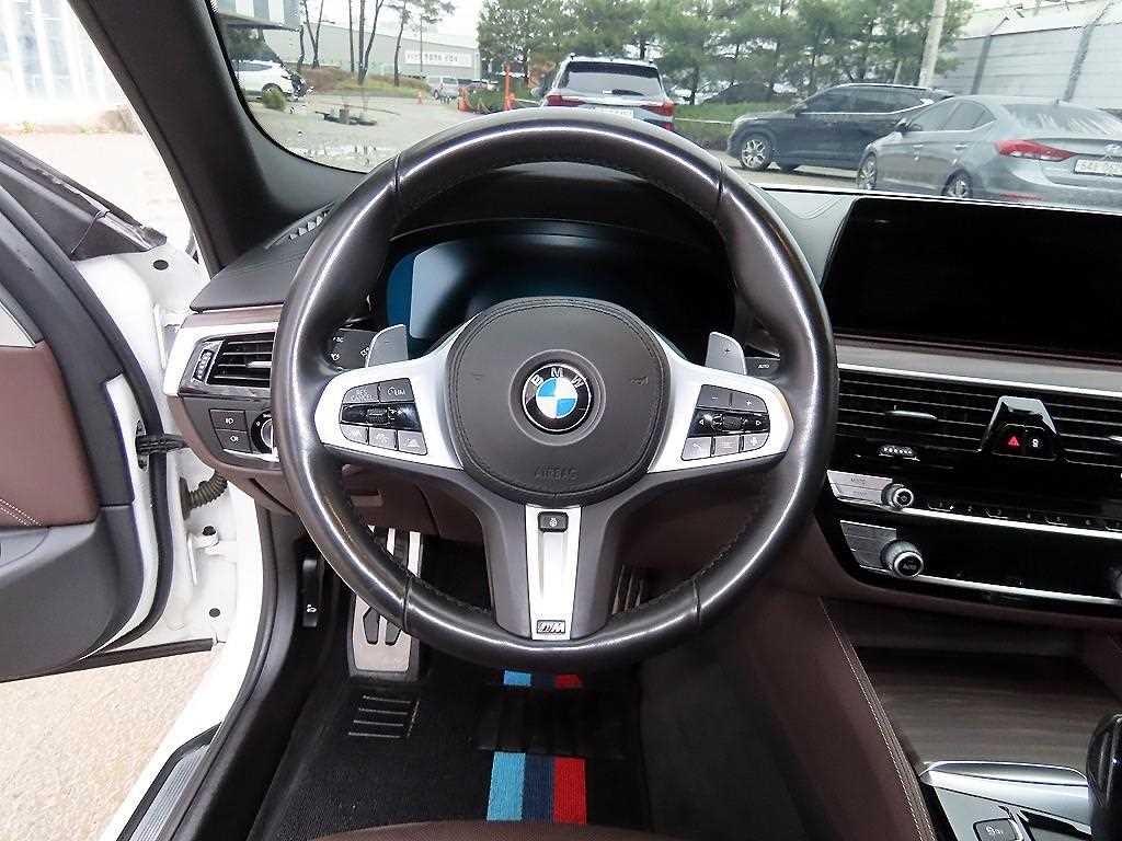 BMW 5 Series - Vista 8