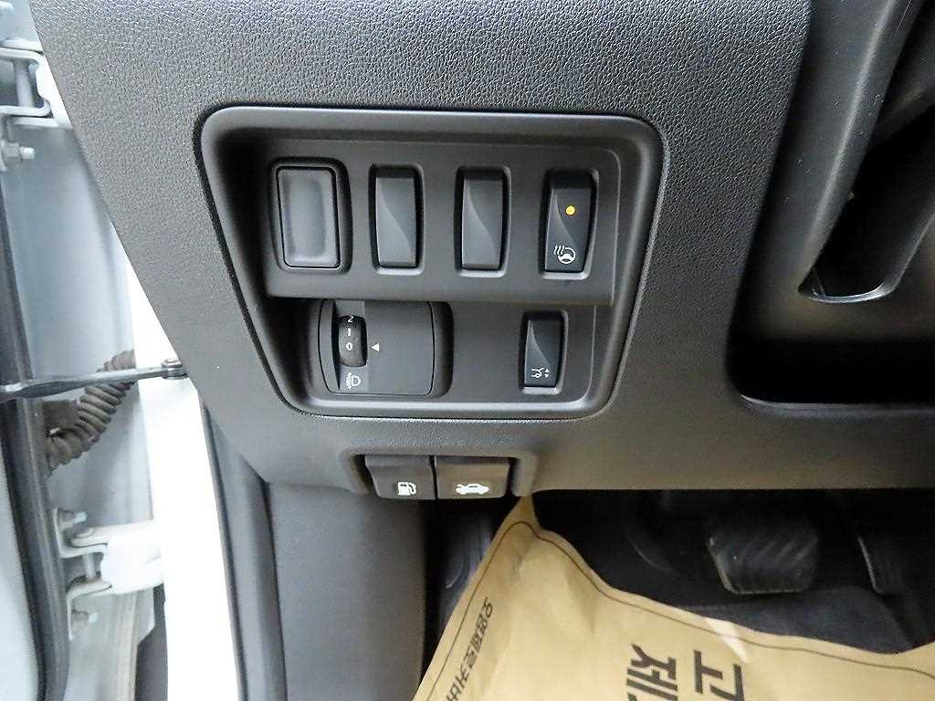 SAMSUNG QM6 - Vista 12