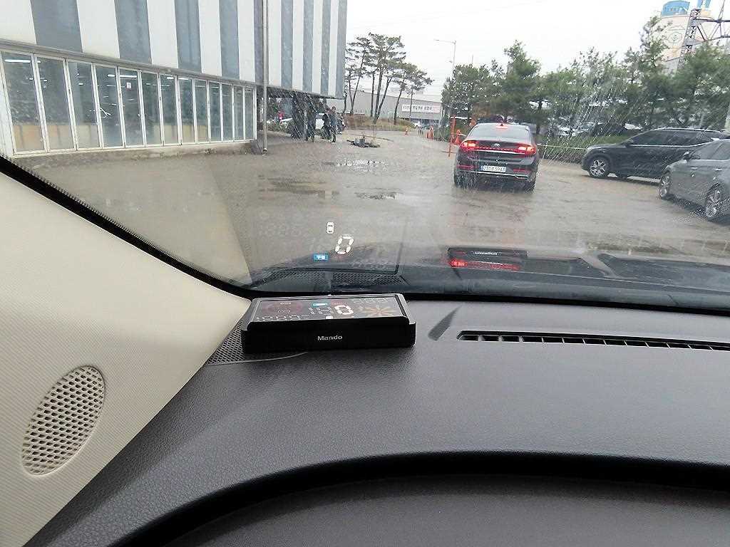 KIA Carnival - Vista 11