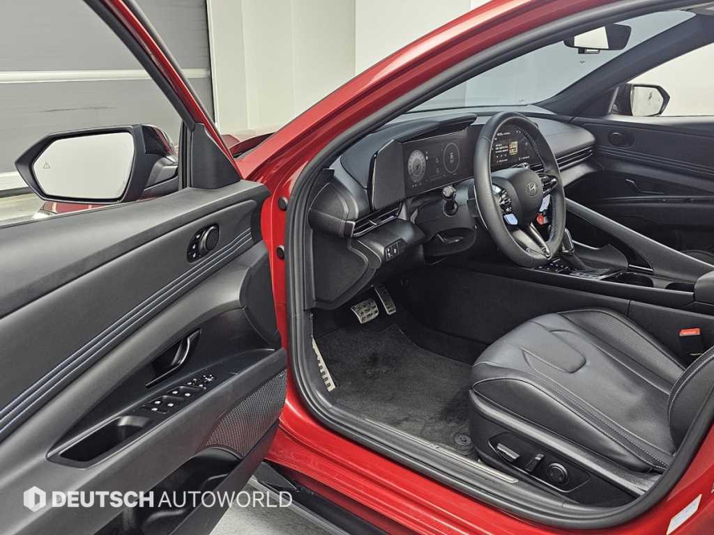 HYUNDAI Avante - Vista 11