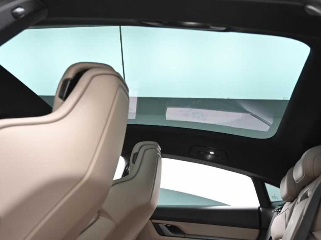 Porsche Taycan 2025 Negro - Importación desde Corea - HF Imports Iquique - Foto 18