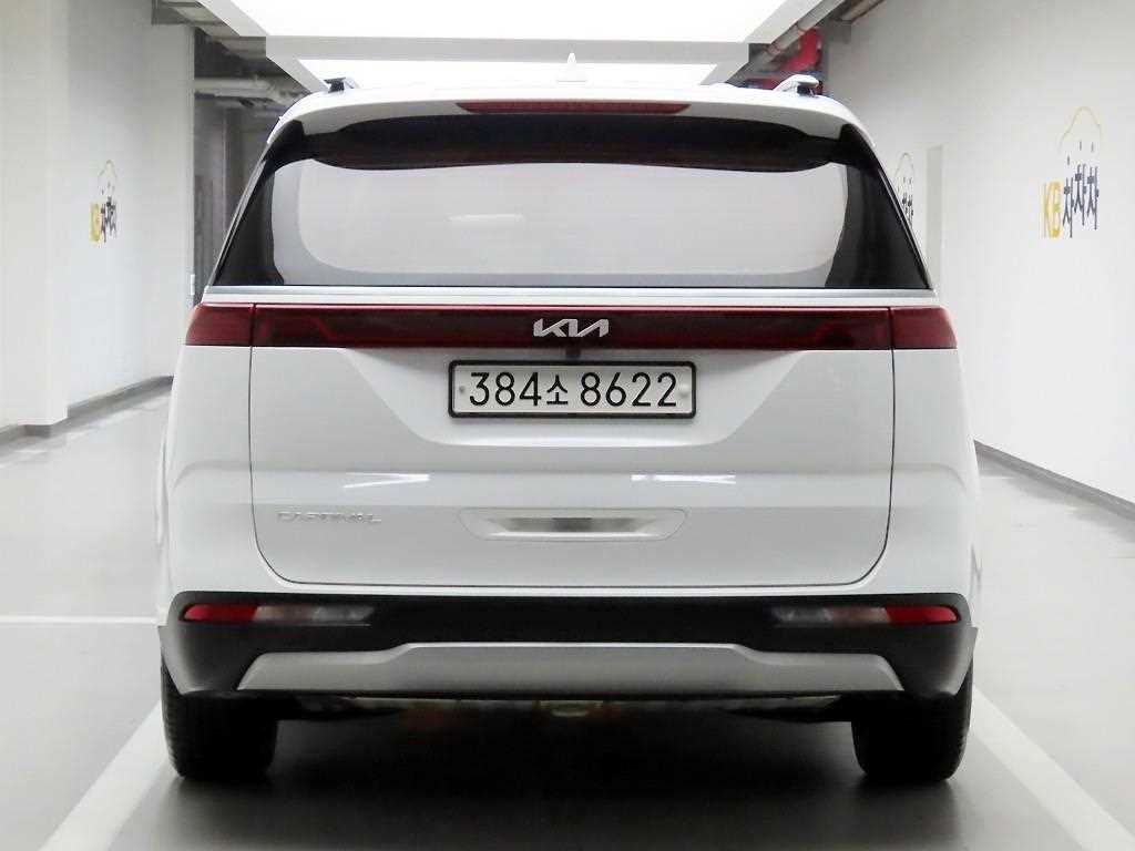 KIA Carnival - Vista 3