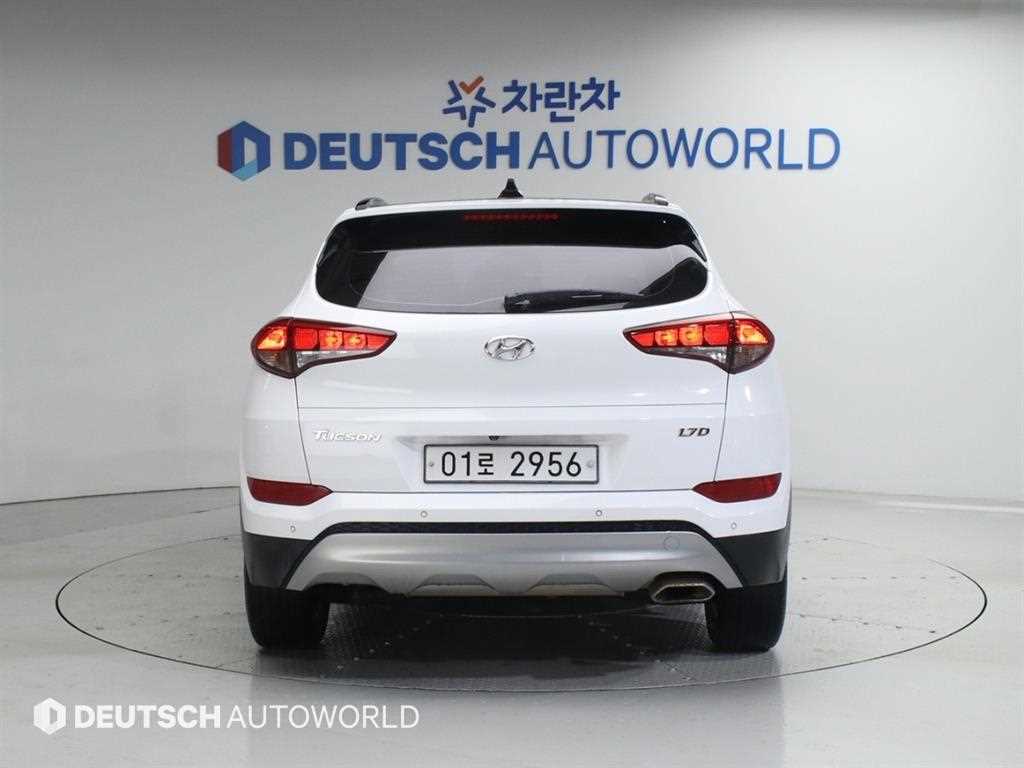 HYUNDAI Tucson - Vista 4