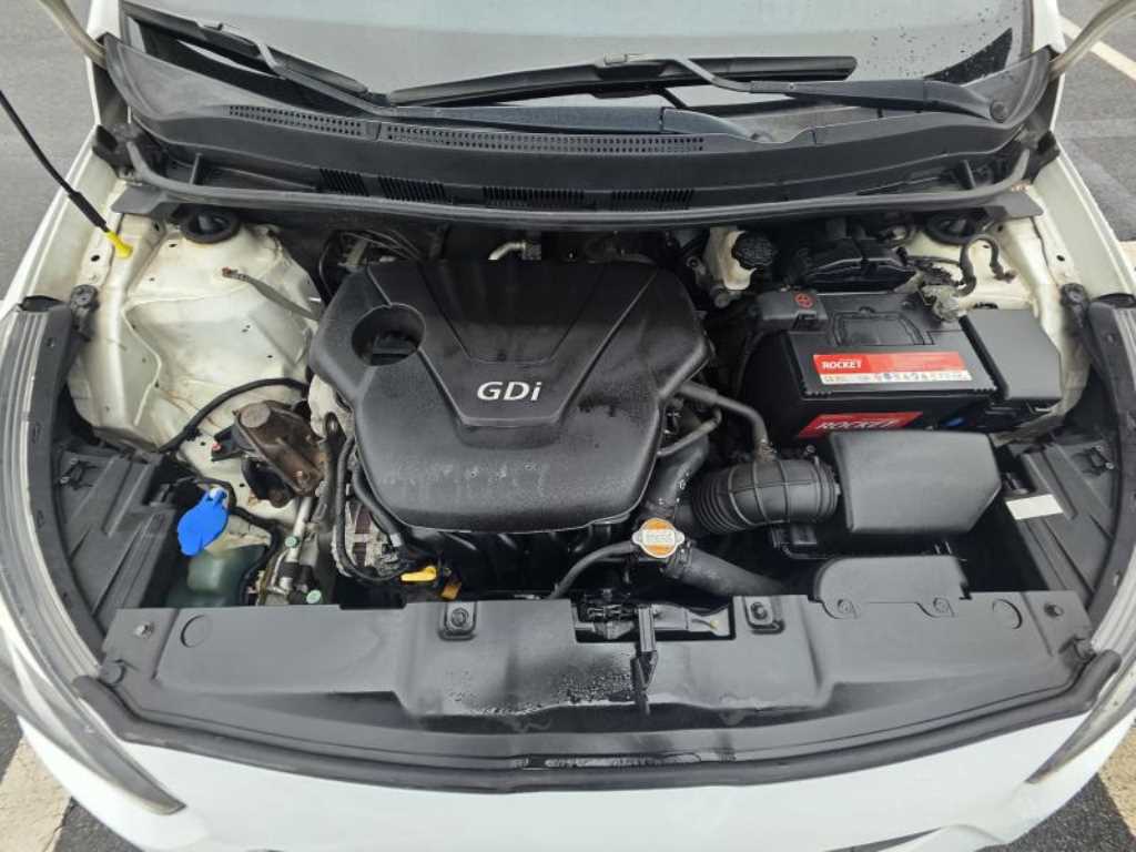 HYUNDAI Accent 2011 - Importación desde Corea - HF Imports Iquique - Foto 17