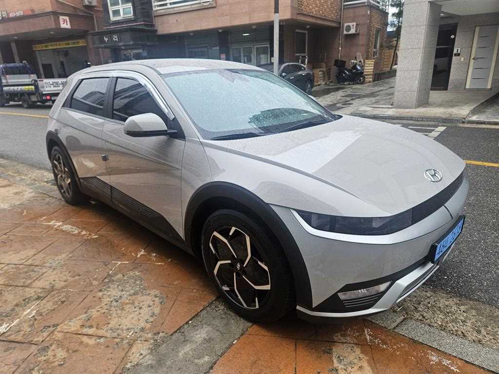 HYUNDAI Ioniq 5 - Vista 2