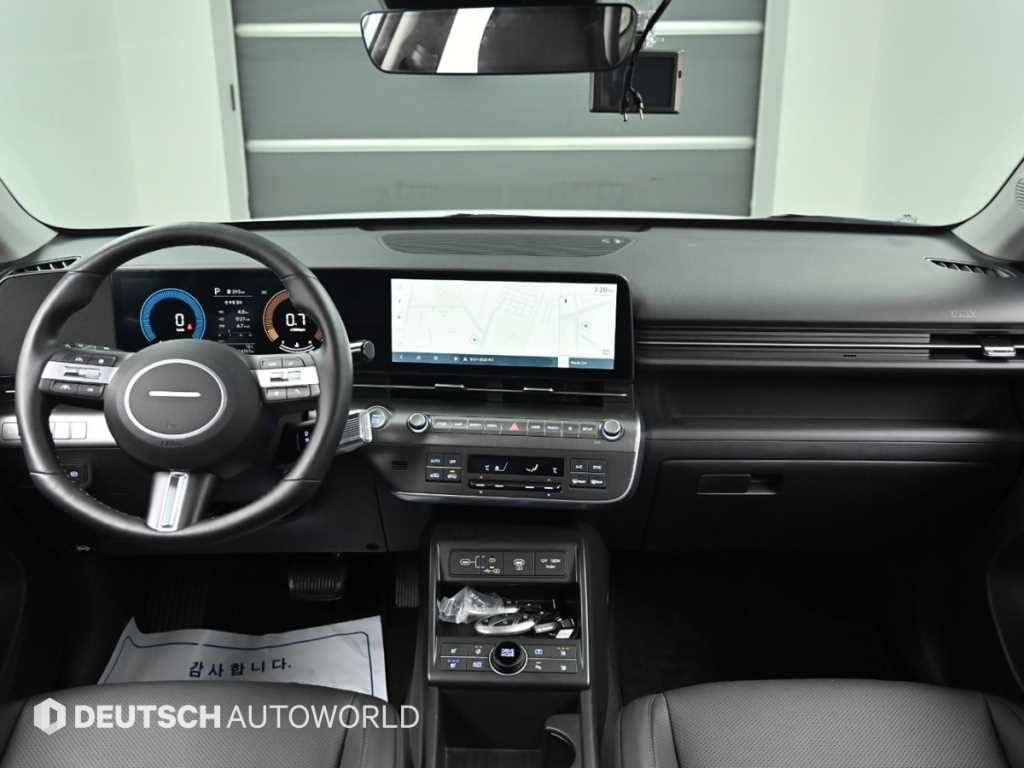 HYUNDAI Kona - Vista 7