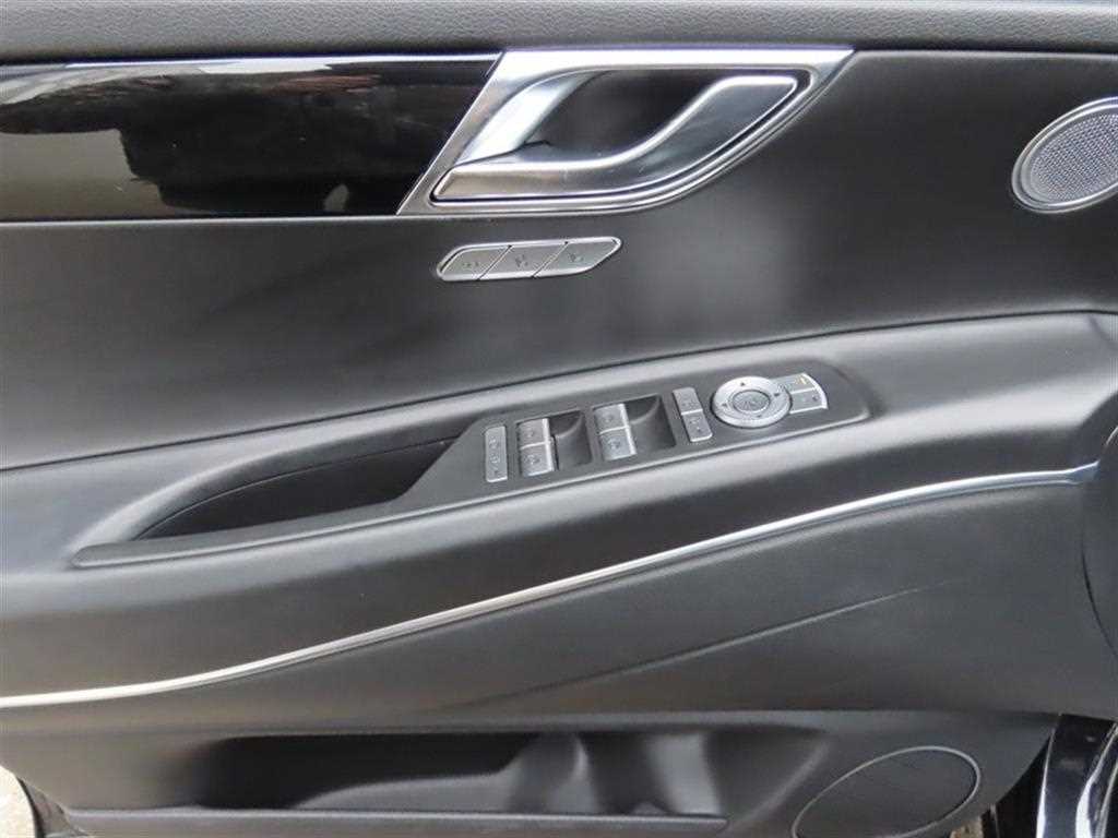 Genesis GV80 - Vista 7