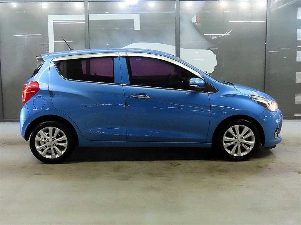 Chevrolet Spark - Vista 3