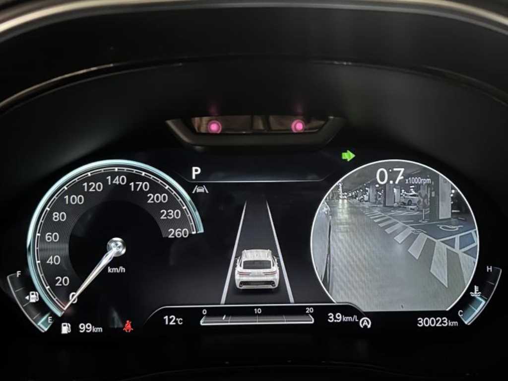 Genesis GV70 - Vista 6