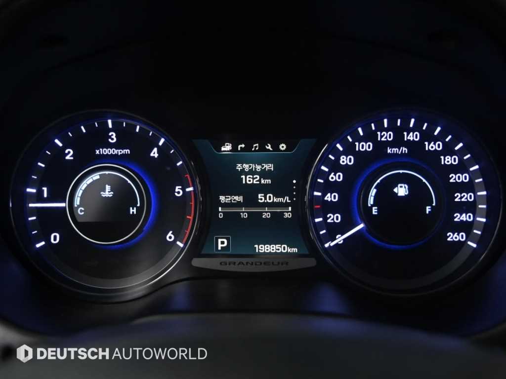 HYUNDAI Grandeur - Vista 8