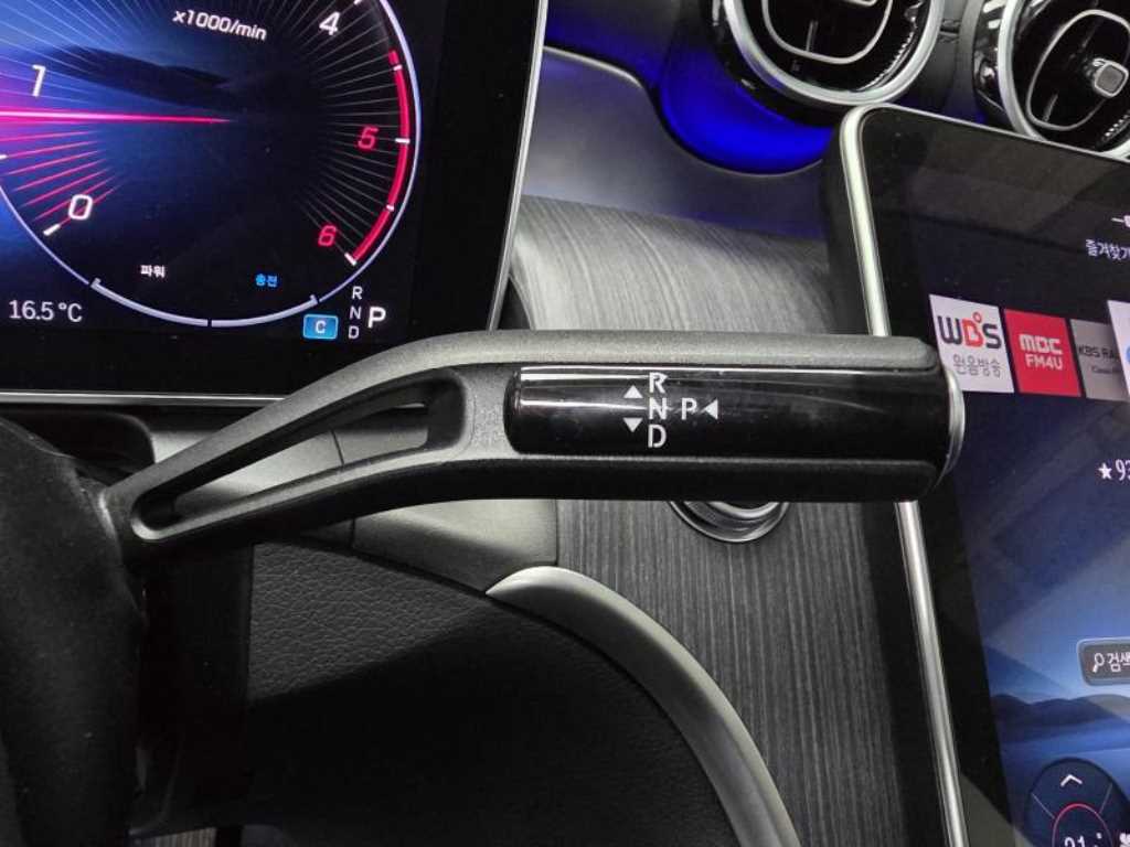 Mercedes Benz GLC Class 2024 Blanco - Importación desde Corea - HF Imports Iquique - Foto 15