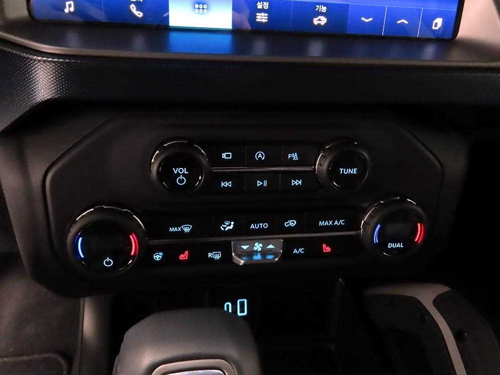 Ford Bronco - Vista 10