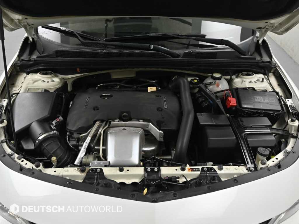 Chevrolet Malibu - Vista 6