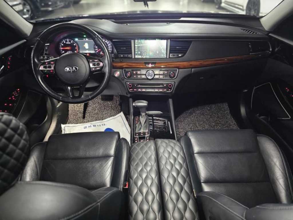 KIA K7 - Vista 5