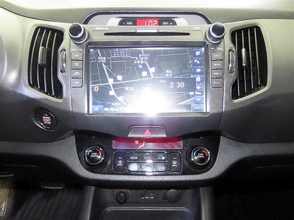 KIA Sportage - Vista 11