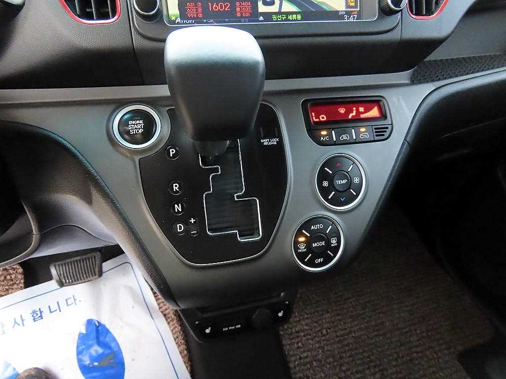 KIA Ray - Vista 10