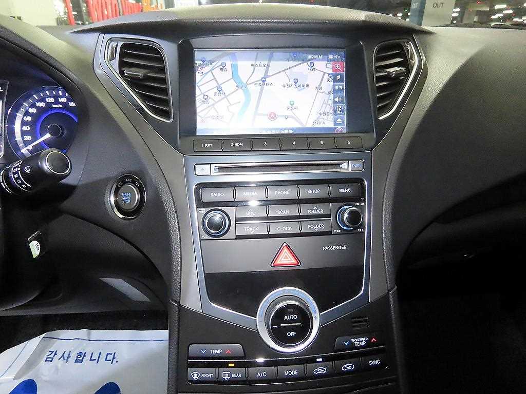 HYUNDAI Grandeur - Vista 11