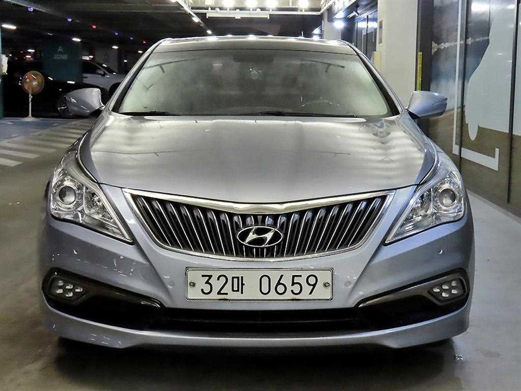 HYUNDAI Grandeur - Vista 2