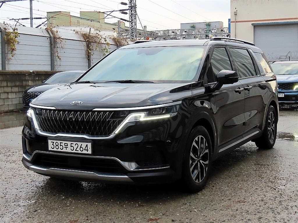 KIA Carnival - Vista 2