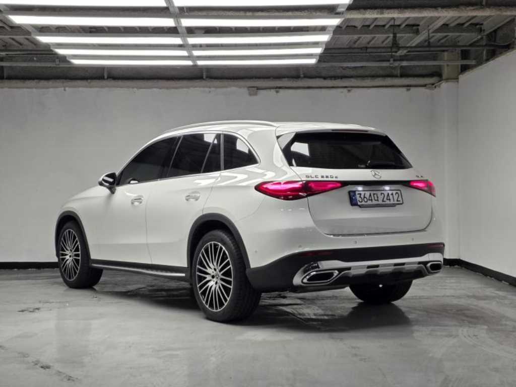 Mercedes Benz GLC Class - Vista 2