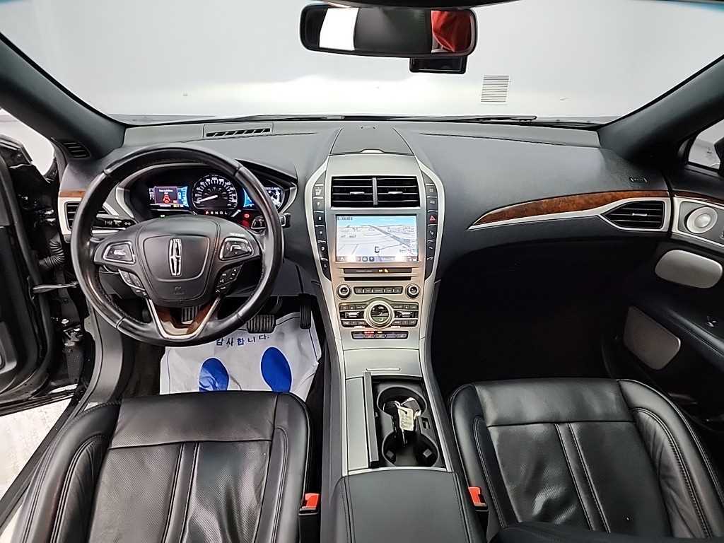 Lincoln MKZ - Vista 7