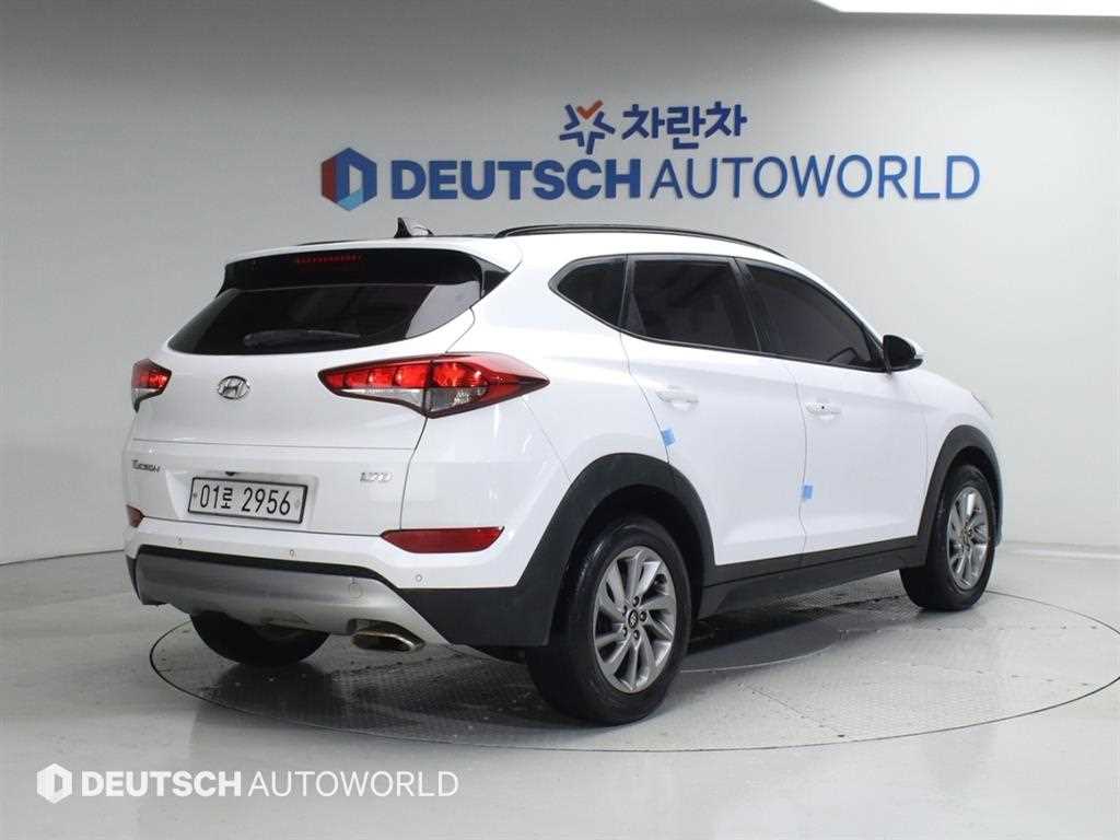 HYUNDAI Tucson - Vista 2