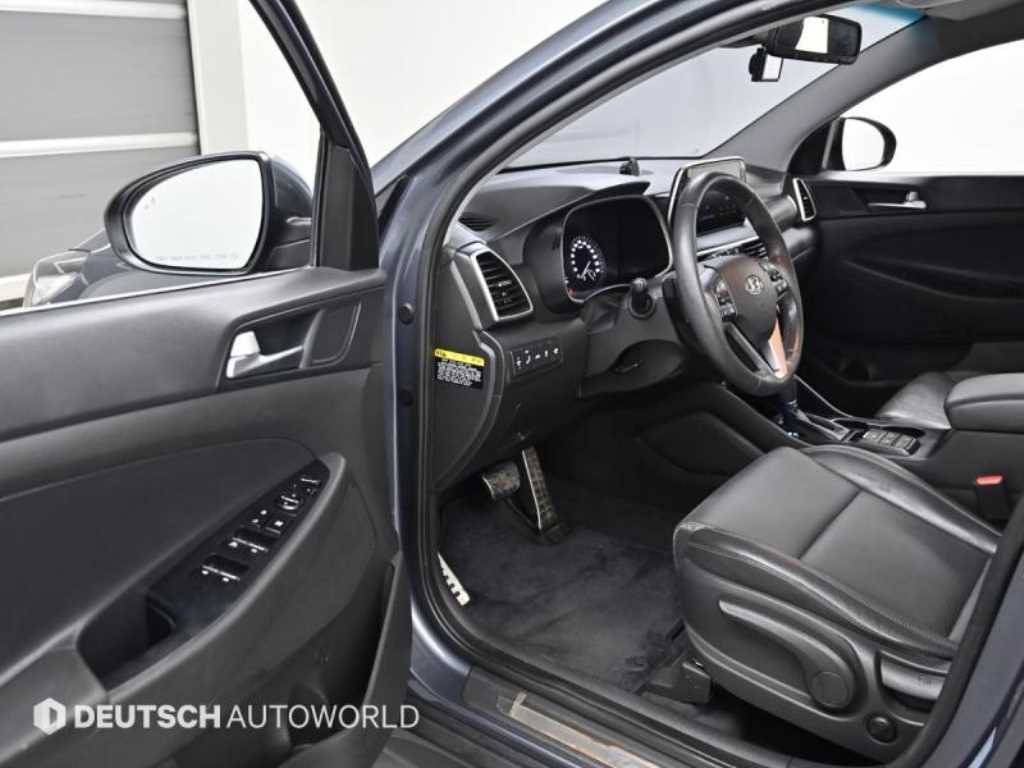 HYUNDAI Tucson - Vista 10