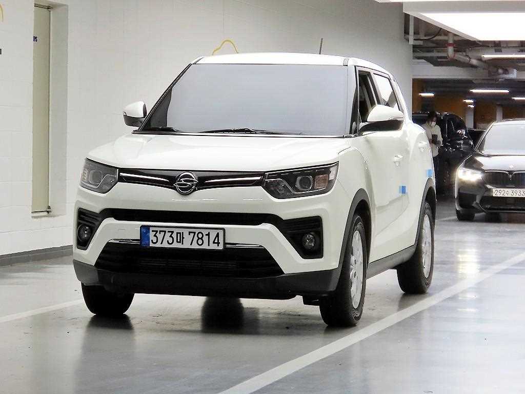 Ssangyong Tivoli - Vista 2
