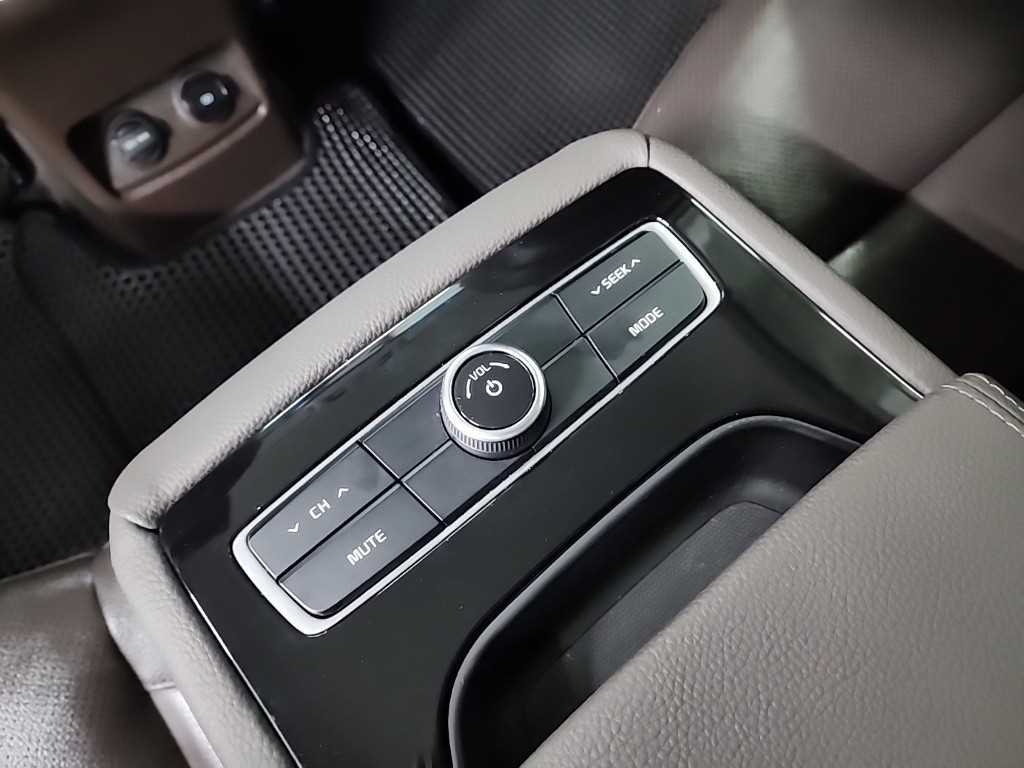 KIA K7 2017 Gris - Importación desde Corea - HF Imports Iquique - Foto 16