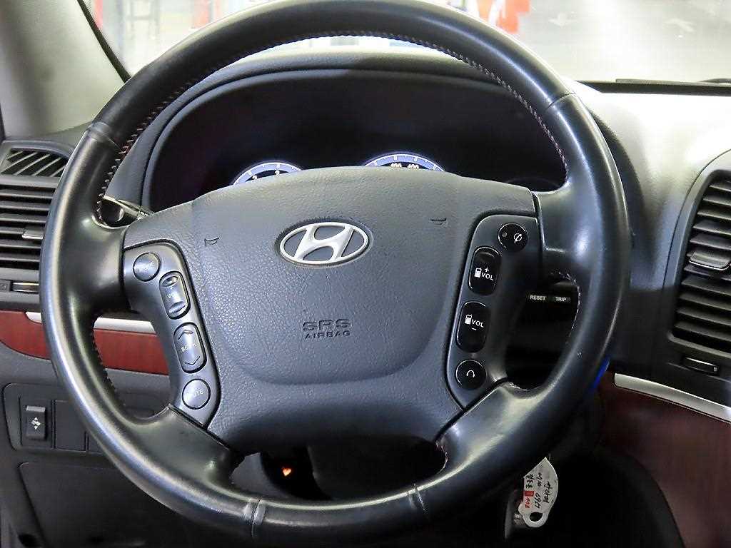 HYUNDAI Santa Fe - Vista 8