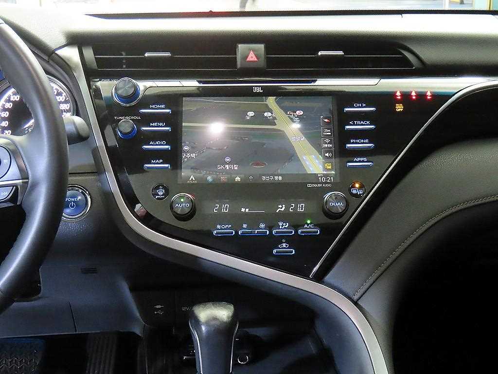 Toyota Camry - Vista 11
