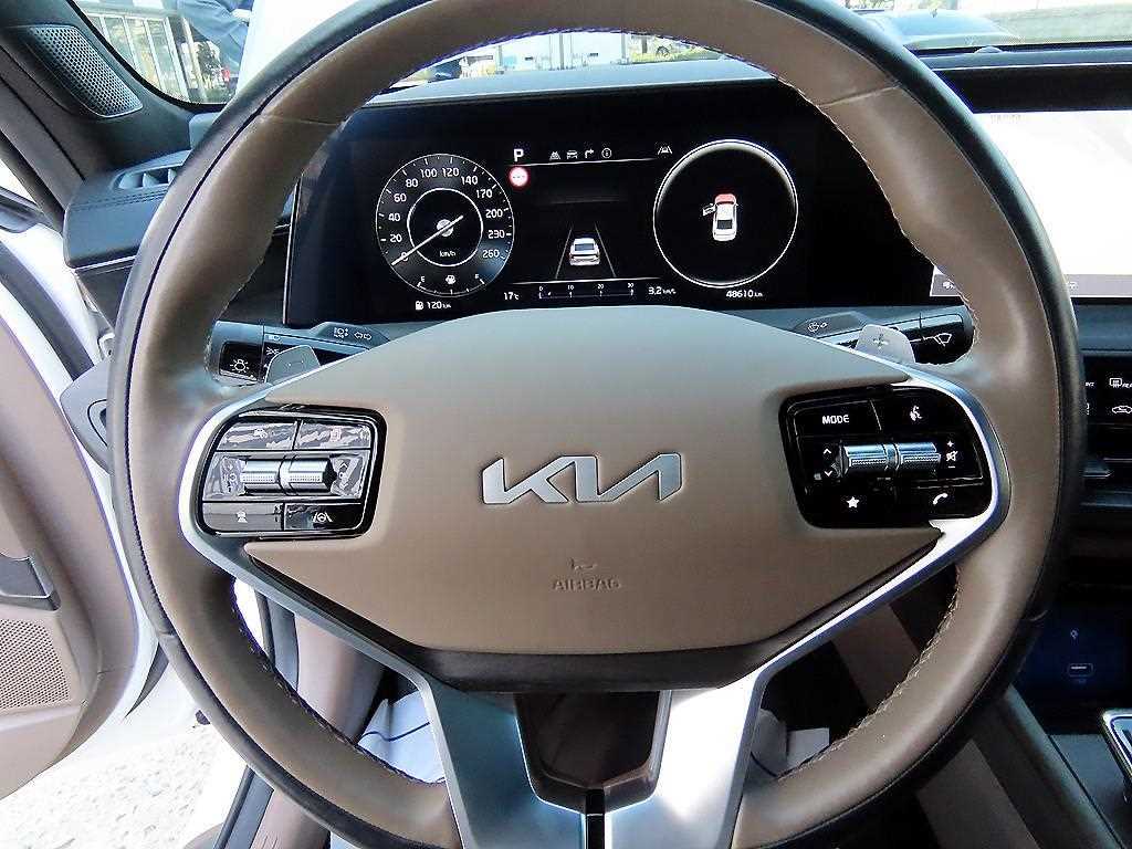 KIA K8 - Vista 8