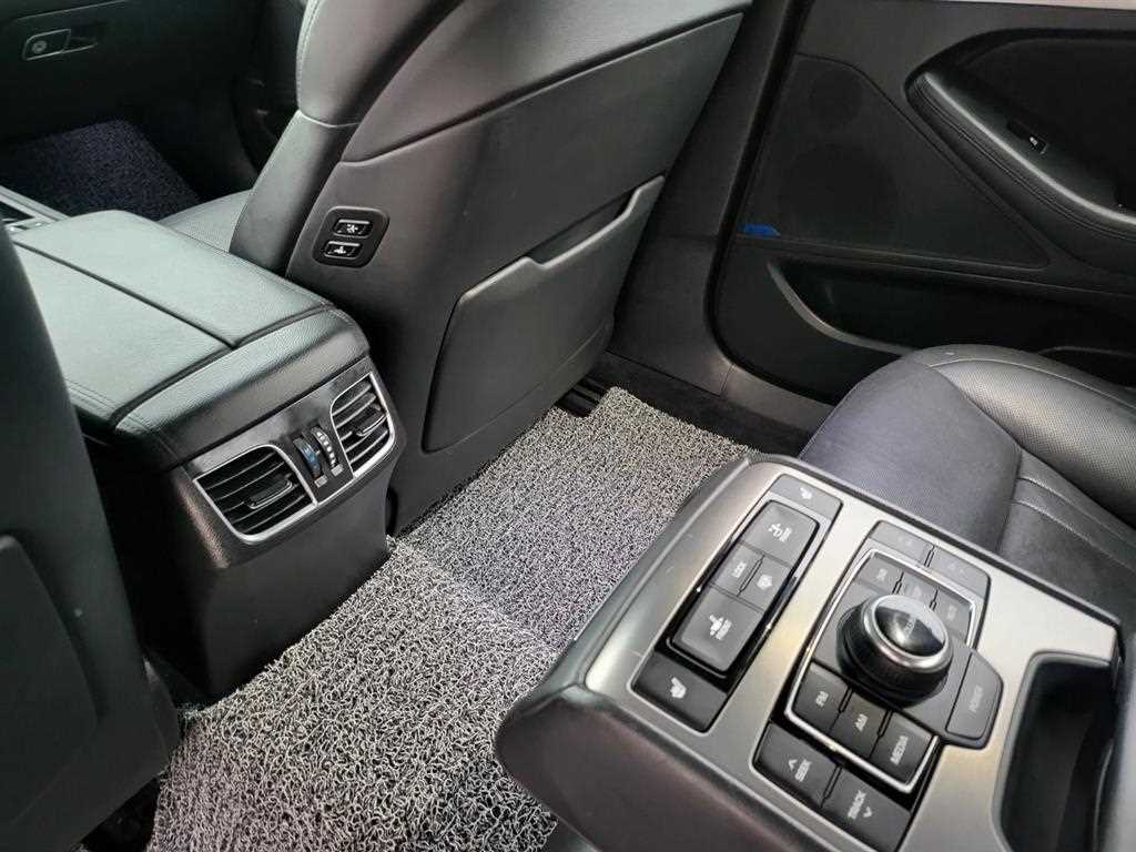 HYUNDAI Genesis 2015 Negro - Importación desde Corea - HF Imports Iquique - Foto 17
