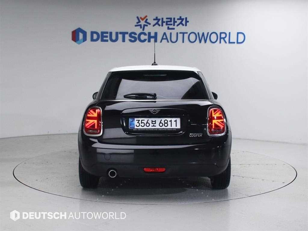 Mini Cooper - Vista 4