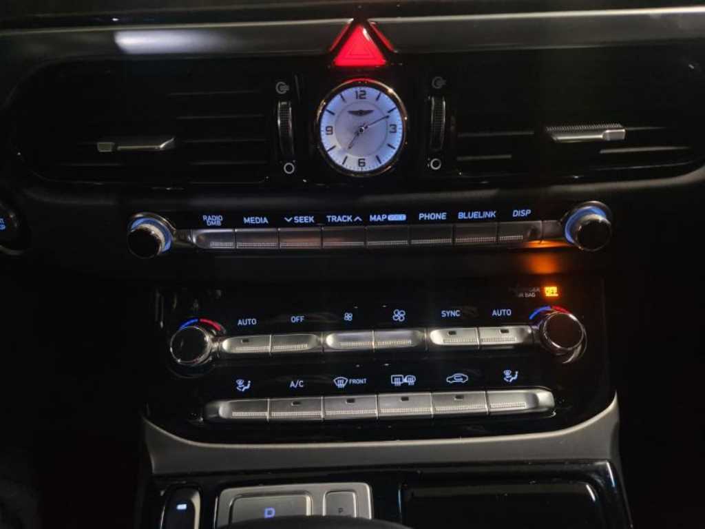 Genesis EQ900 - Vista 12