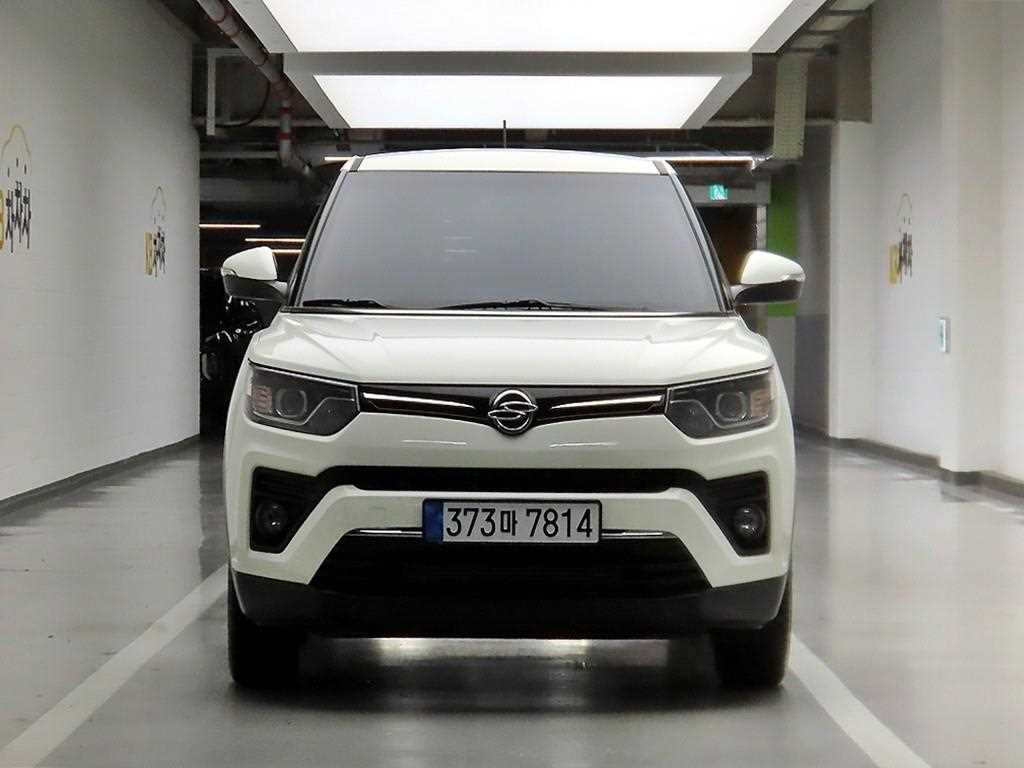 Ssangyong Tivoli 2022 Blanco - Importación desde Corea - HF Imports Iquique - Foto 1