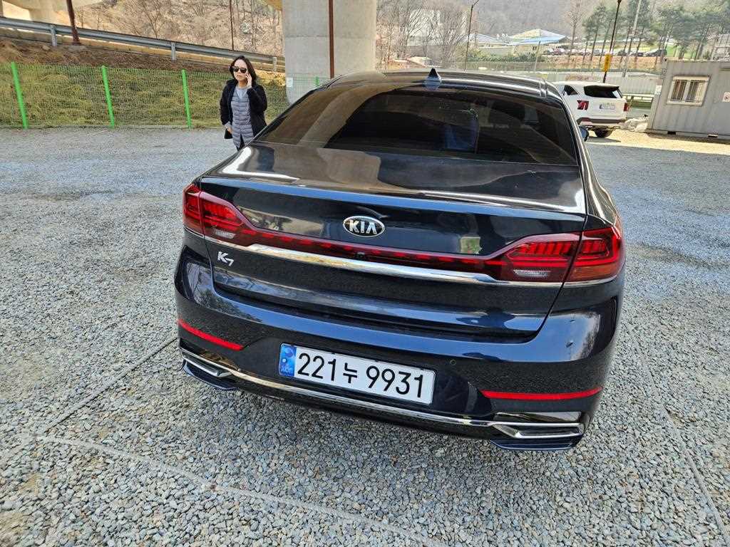 KIA K7 - Vista 4