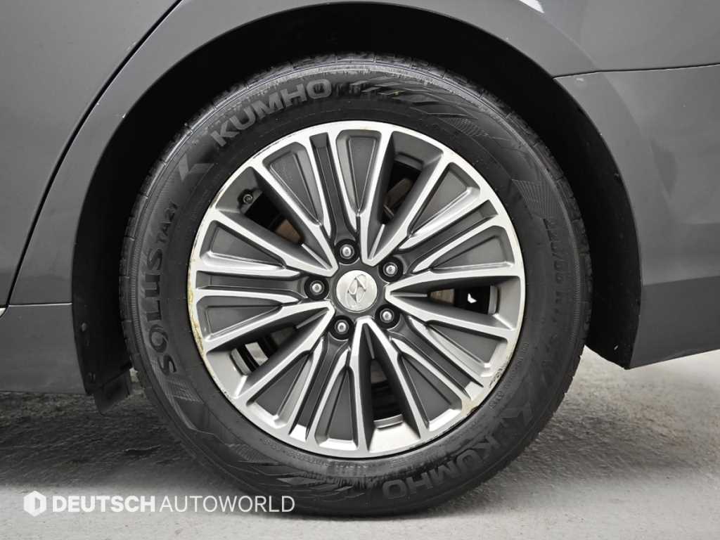 HYUNDAI Grandeur - Vista 6