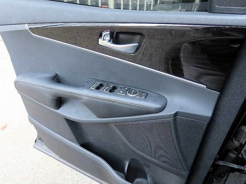 KIA Sorento - Vista 11