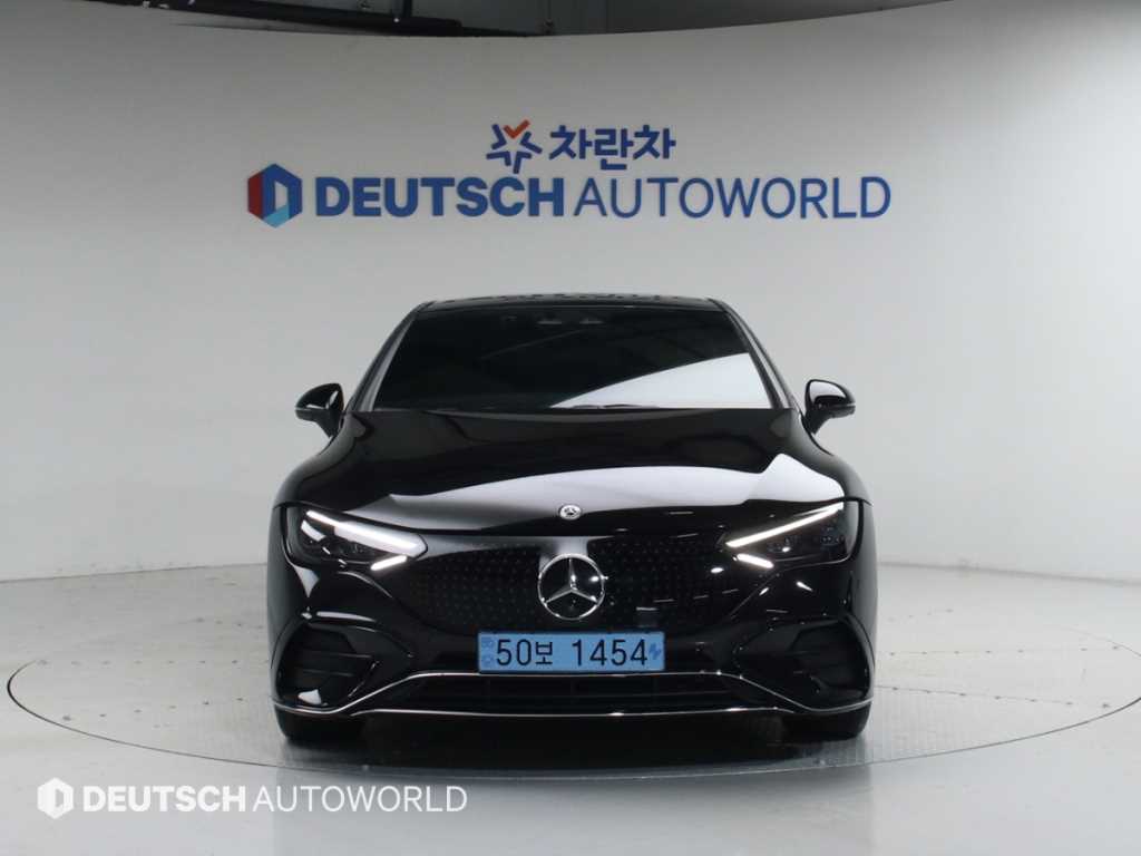 Mercedes Benz EQE - Vista 3