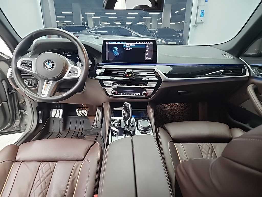 BMW 5 Series - Vista 7