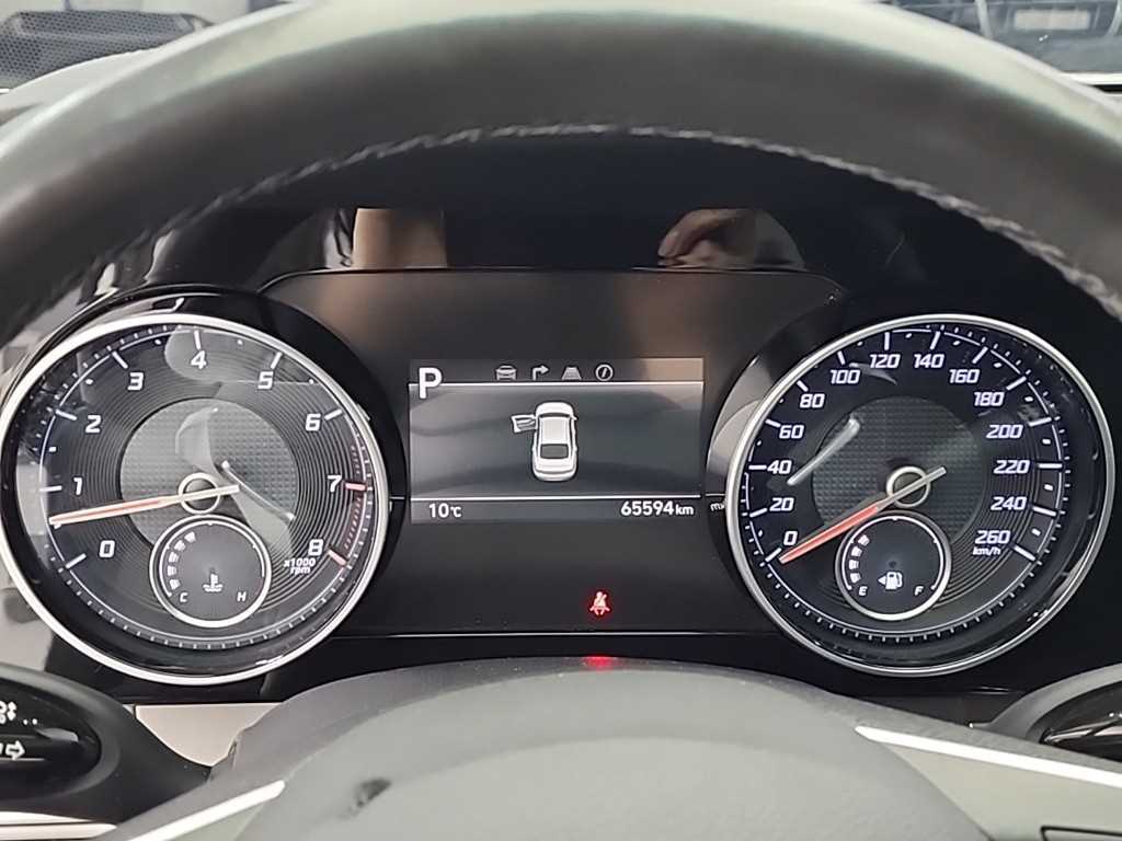 HYUNDAI Grandeur - Vista 6