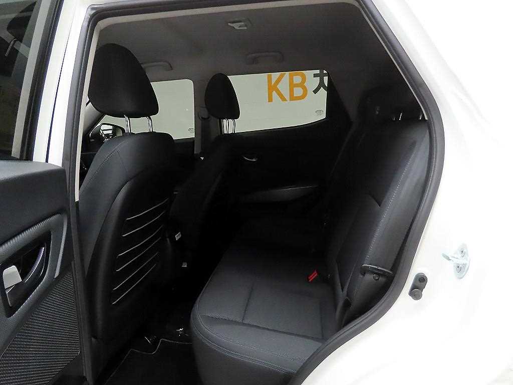 Ssangyong Tivoli 2022 Blanco - Importación desde Corea - HF Imports Iquique - Foto 14