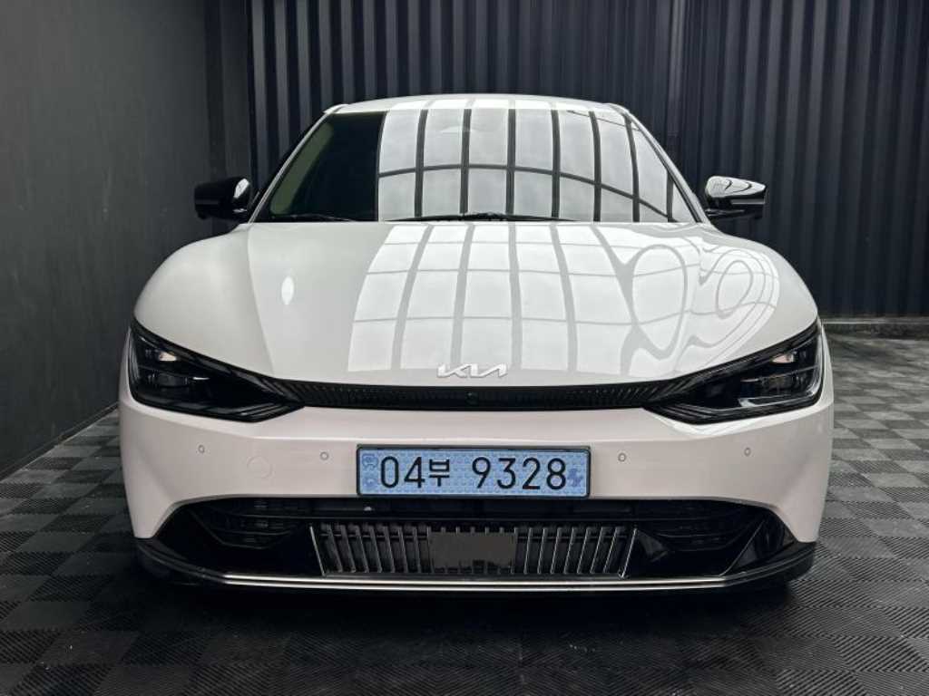 KIA EV6 2022 Blanco - Importación desde Corea - HF Imports Iquique - Foto 1