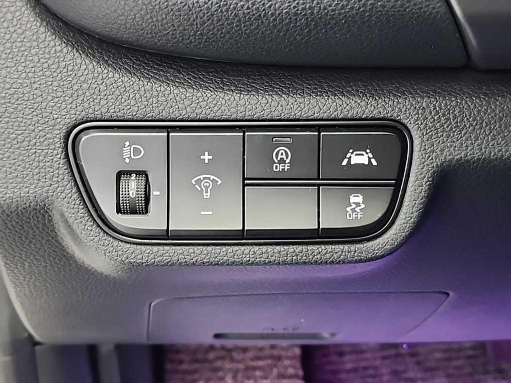 KIA Seltos 2020 Blanco - Importación desde Corea - HF Imports Iquique - Foto 16