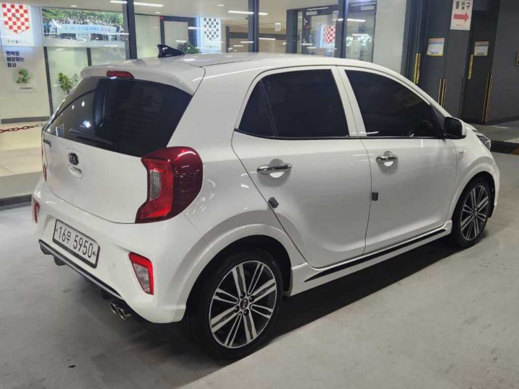 KIA Morning - Vista 4