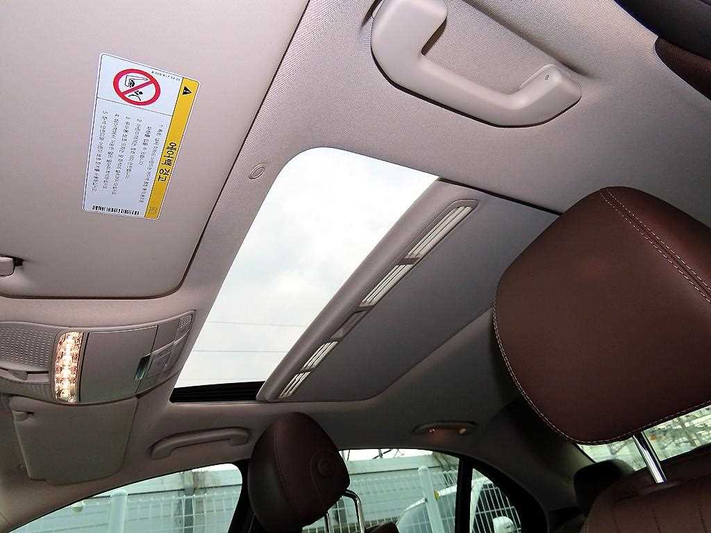 Mercedes Benz E class 2018 Negro - Importación desde Corea - HF Imports Iquique - Foto 16