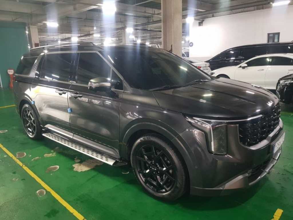 KIA Carnival - Vista 3